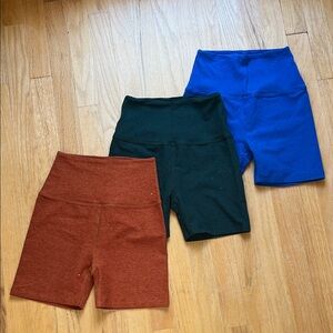 *set of 3* beyond yoga spacedye biker shorts